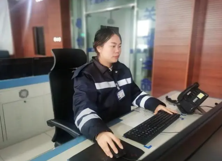好险!长沙4岁半宝宝凌晨一通电话,机智救妈妈