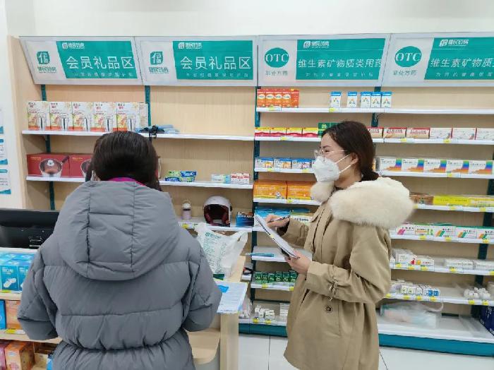 河南博苑新乡律师事务所 : 法律扫街进行时 惠民服务暖人心