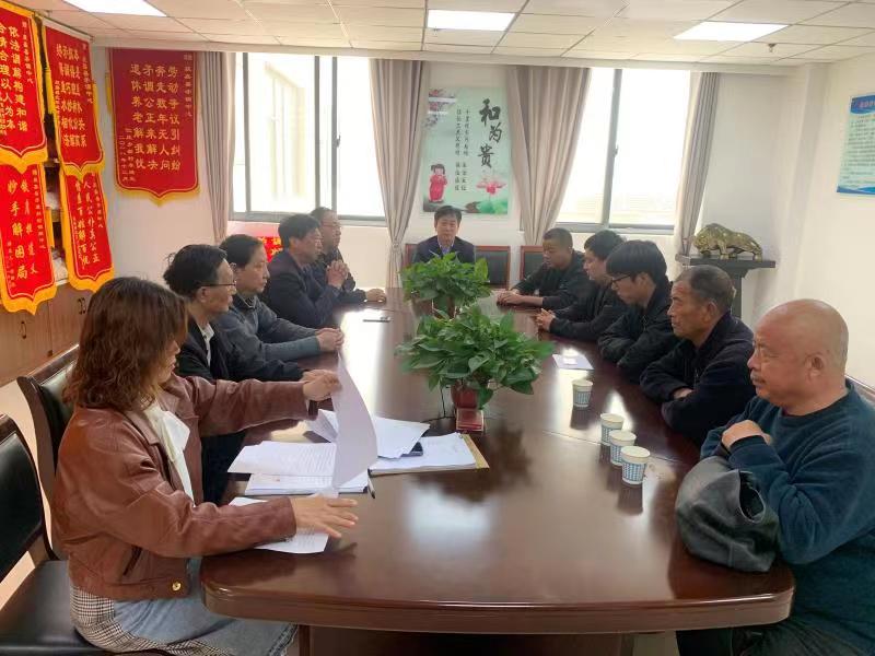 工地突发疾病死亡家属急 矛调中心耐心调解平事端