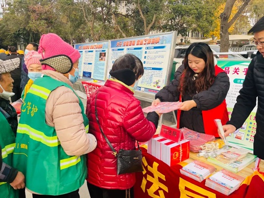 获嘉县司法局: 开展食品安全宣传 增强“舌尖”安全意识