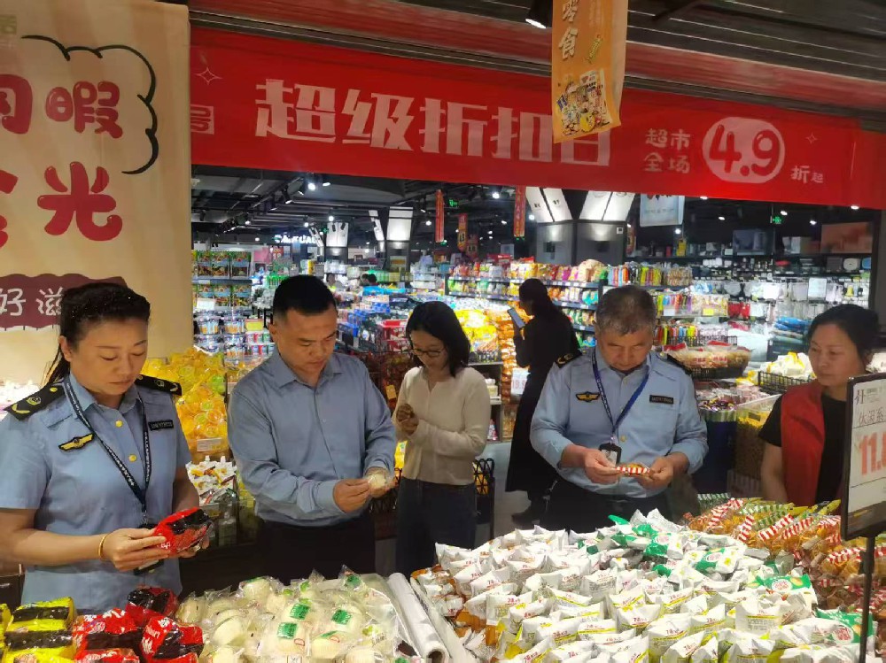 获嘉县司法局开展“伴随式”行政执法监督